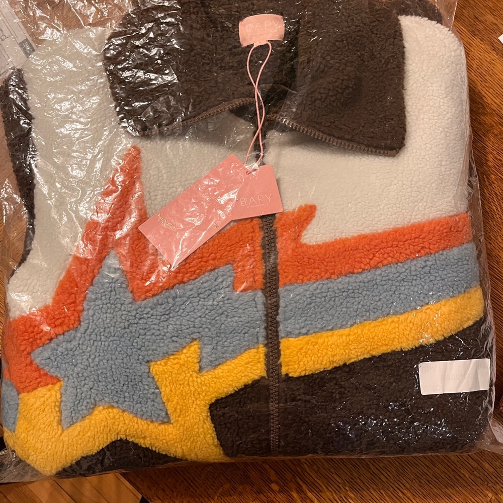Bundle of 4: 1 coats, 1 sweater, 2 shirts READ DESCRIPTION!!!